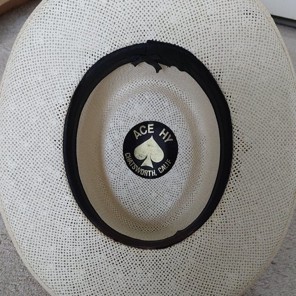 Hat with a beaded Headband - Picture 3 of 4